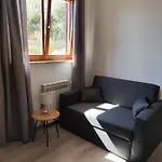 Erenda شقة