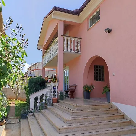 Erenda Apartman Fuškulin